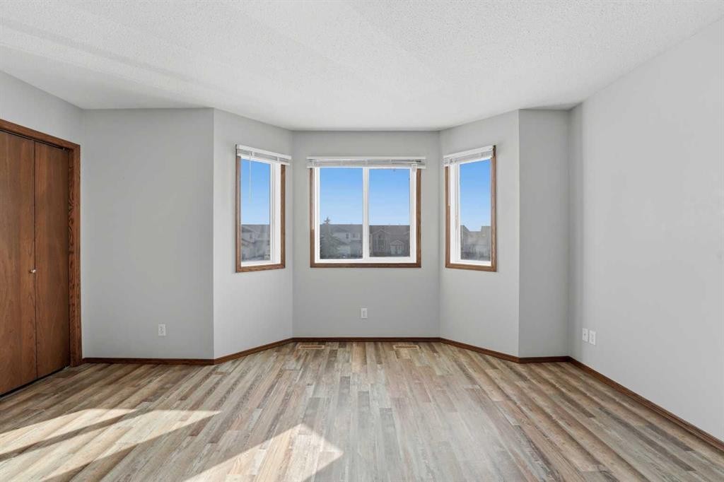 25 Winston Place, Blackfalds, AB