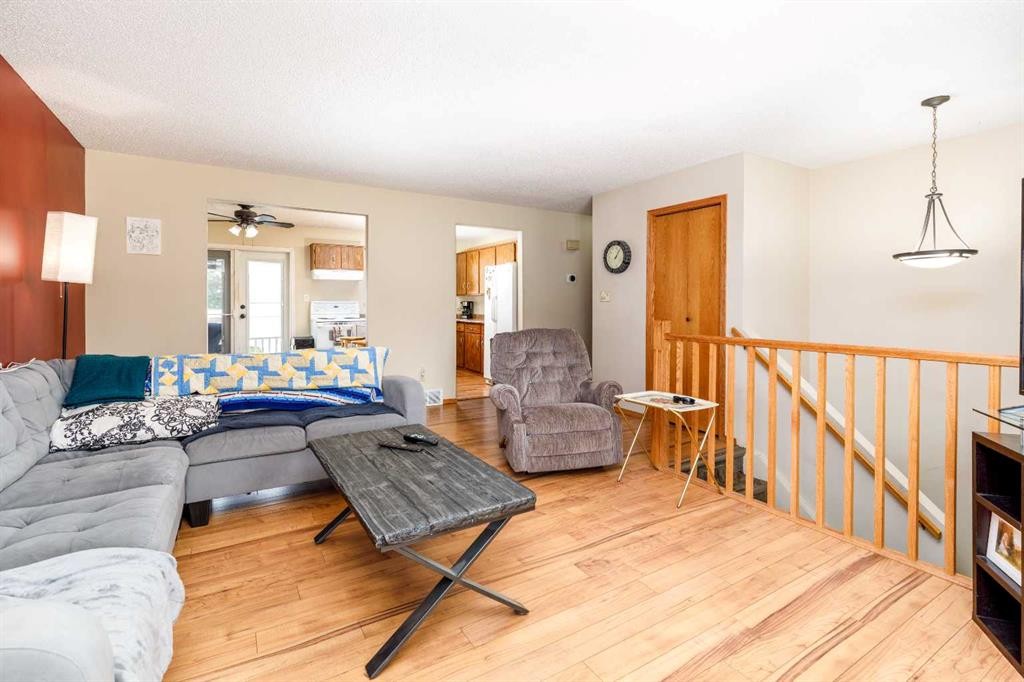 63 Mclevin Crescent, Red Deer, AB