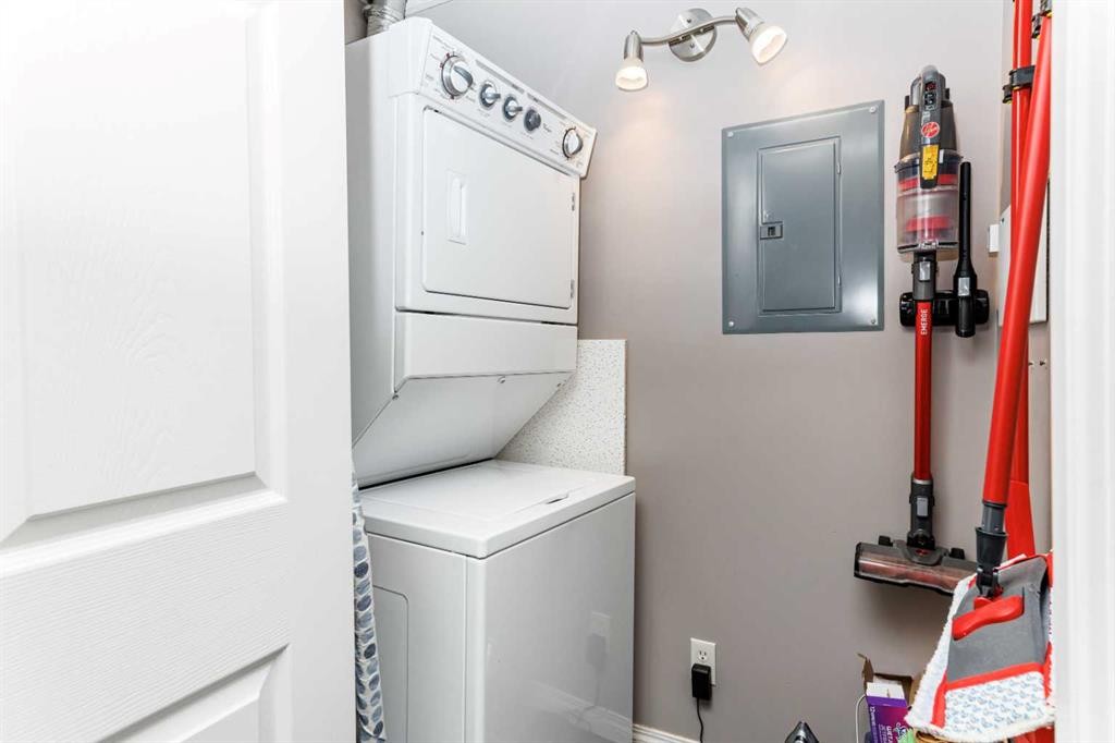 305-69 Ironstone Drive, Red Deer, AB