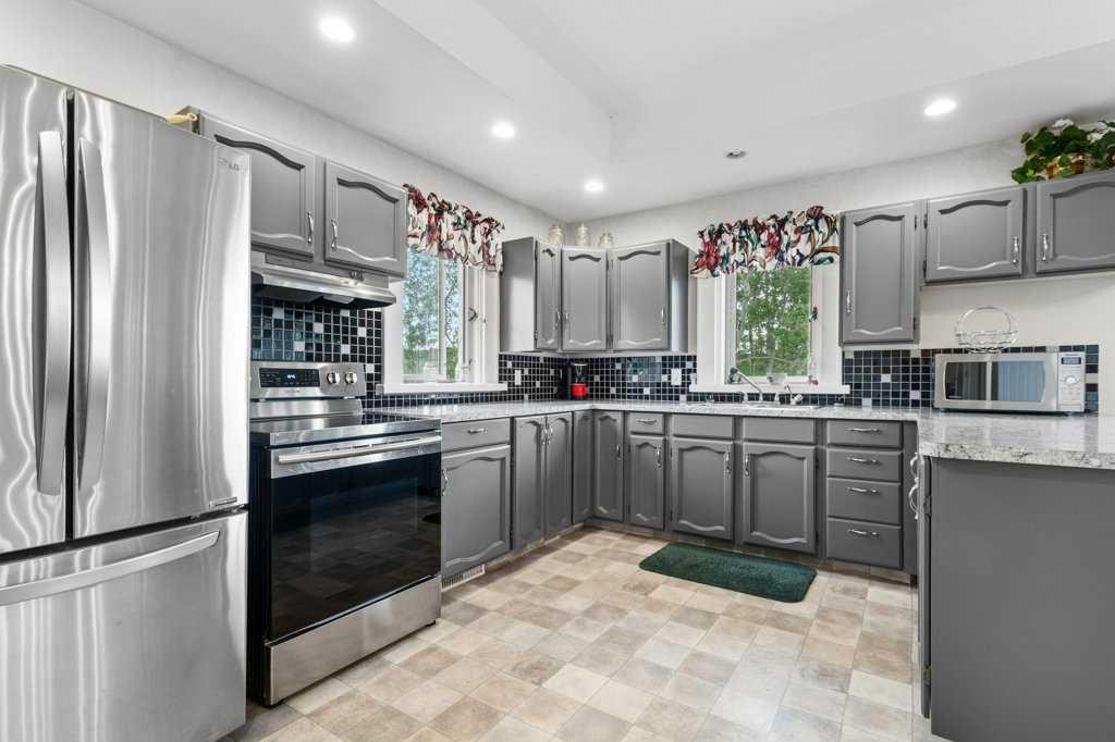 35321 Range Road 242, Rural Red Deer County, AB