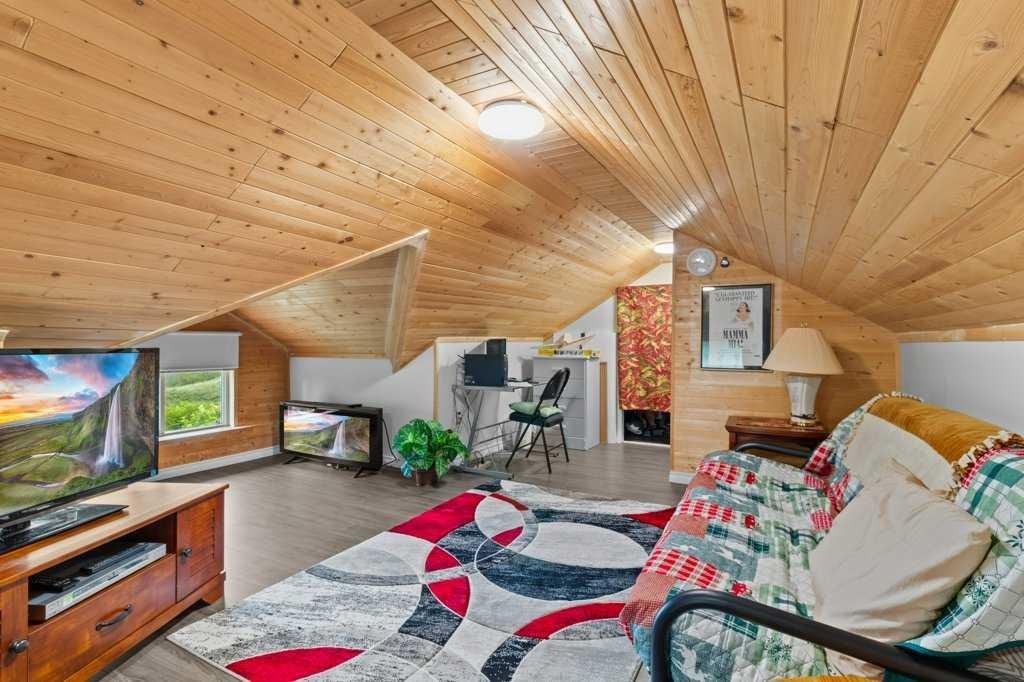 35321 Range Road 242, Rural Red Deer County, AB