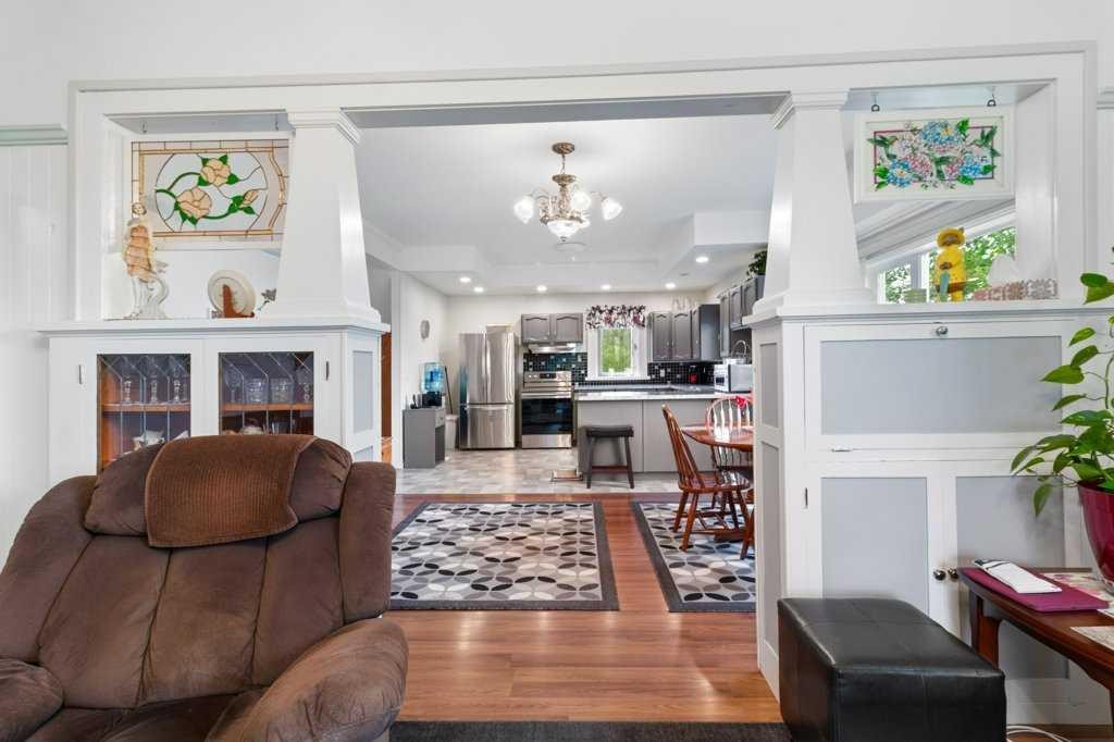 35321 Range Road 242, Rural Red Deer County, AB