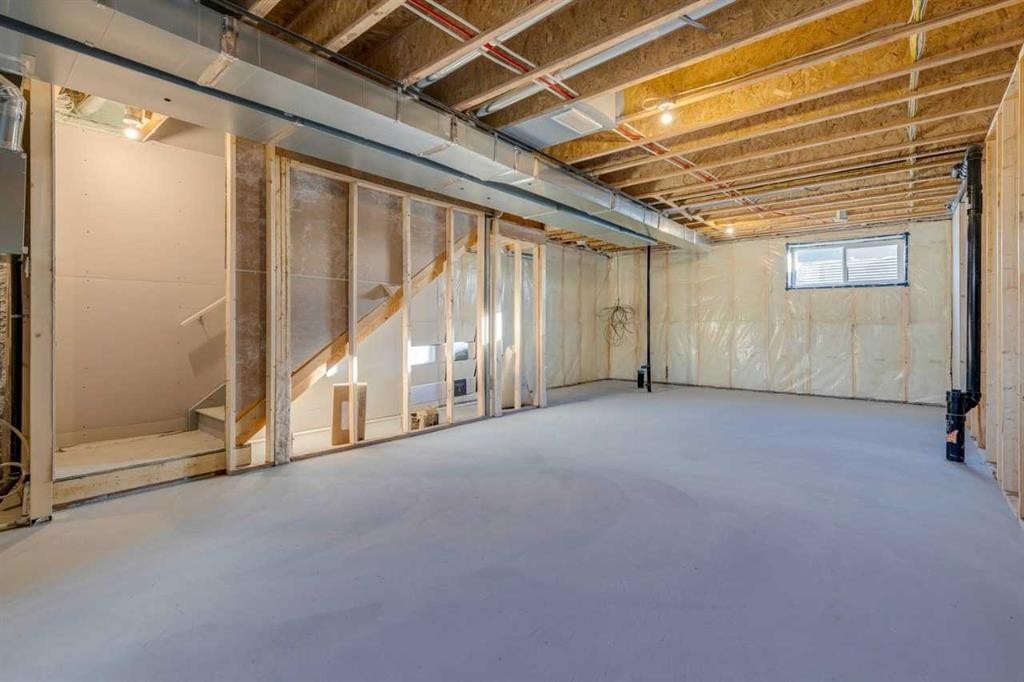 33 Savanna Place Ne, Calgary, AB