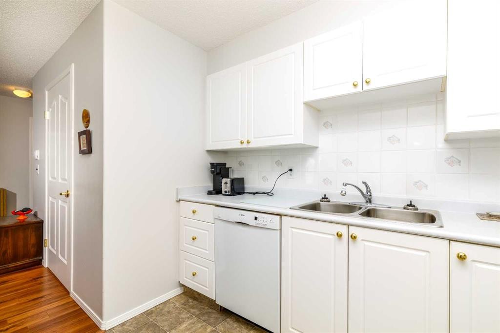 328-56 Carroll Crescent, Red Deer, AB