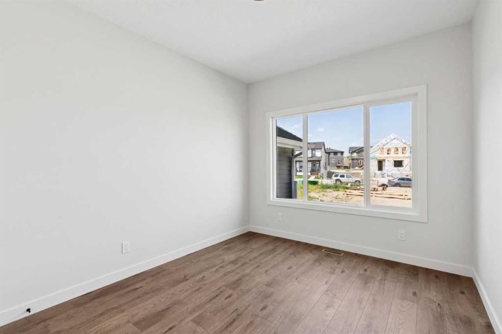 199 Bridgeport Circle, Chestermere, AB - Indoor Photo Showing Other Room