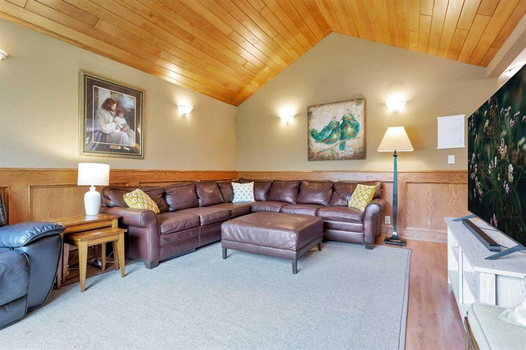 69 Mccullough Crescent, Red Deer, AB