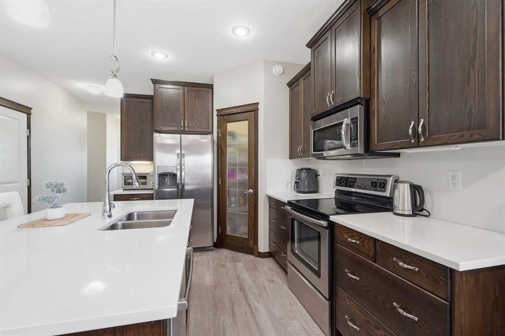 1 Cody Place, Red Deer, AB