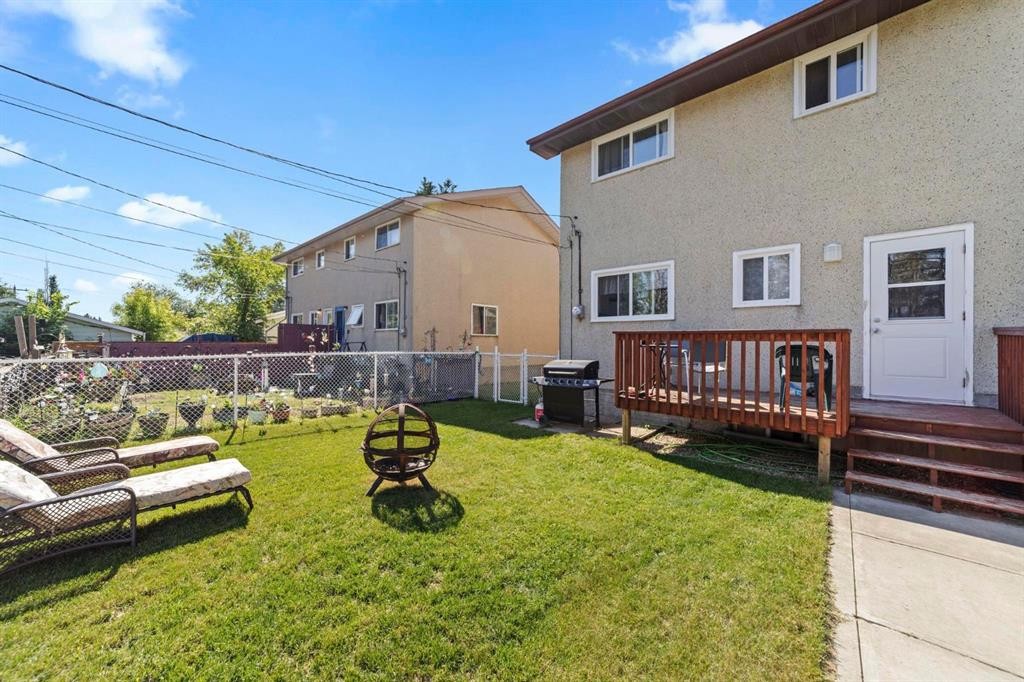 6404A 45 Avenue, Camrose, AB