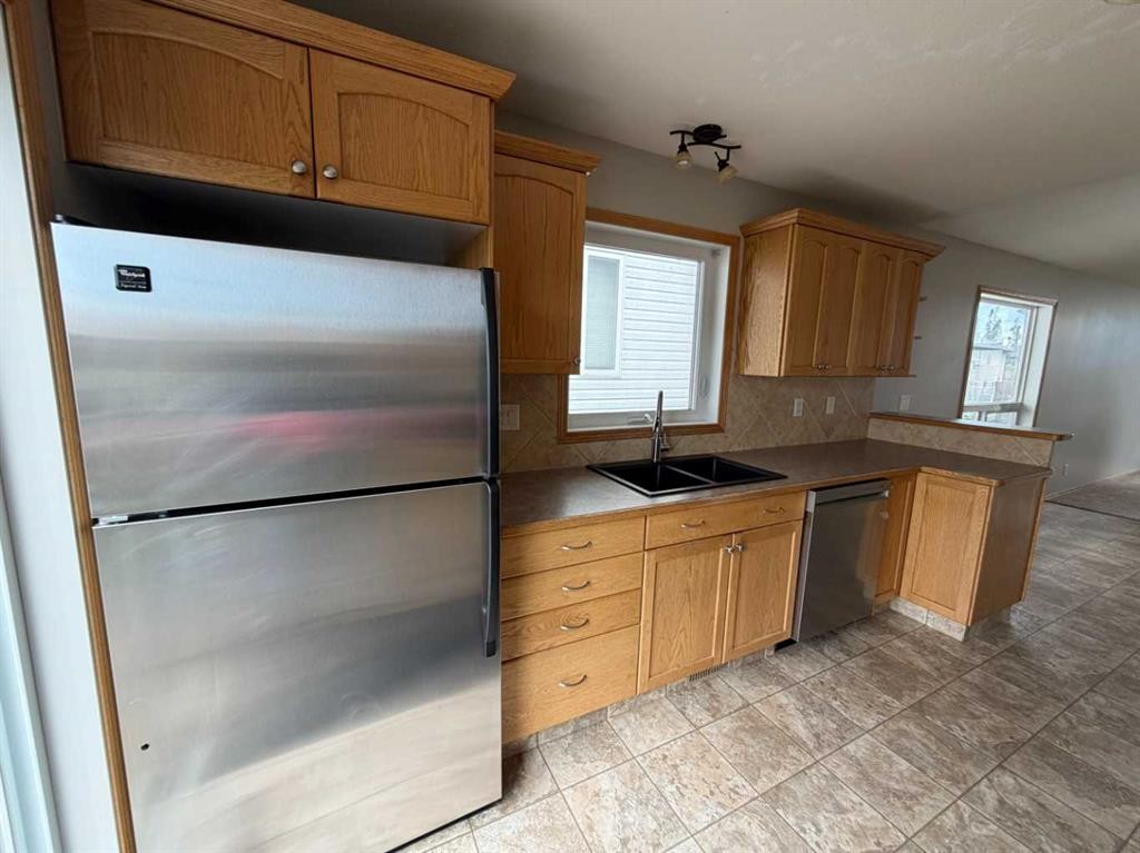 157 Oswald Close, Red Deer, AB