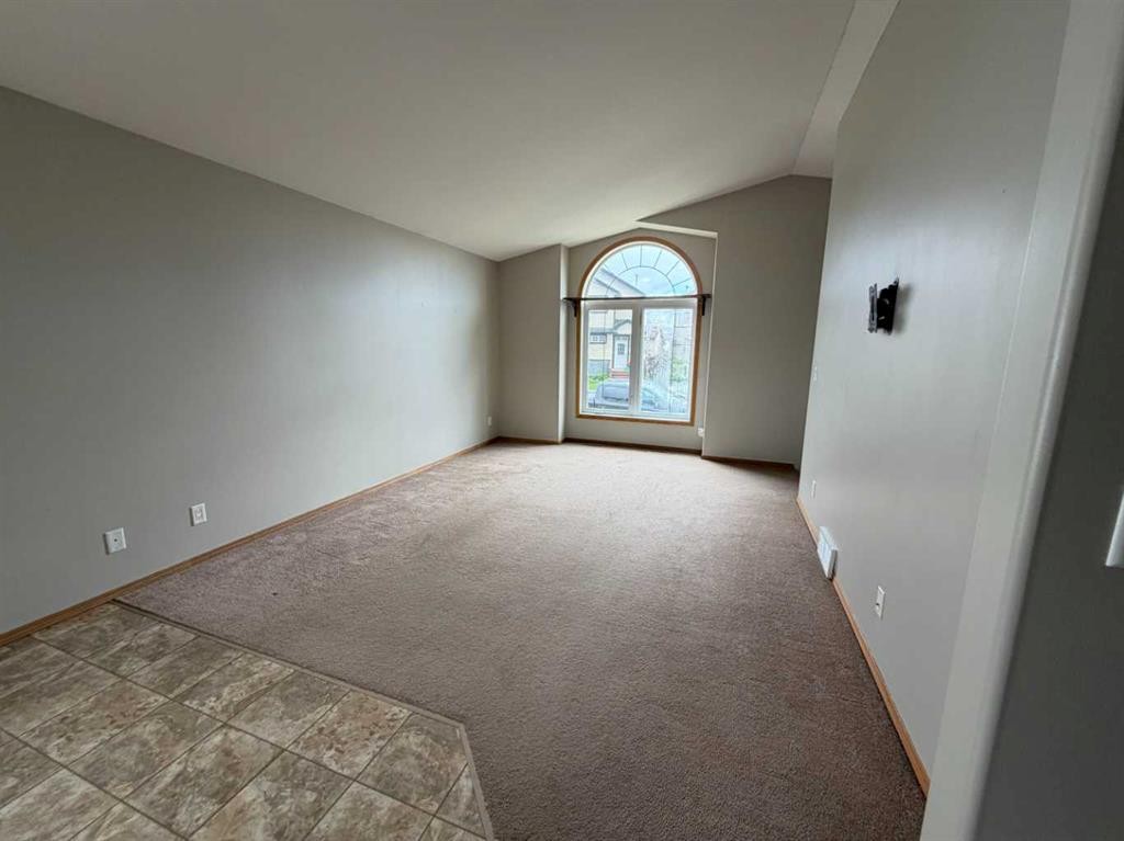 157 Oswald Close, Red Deer, AB