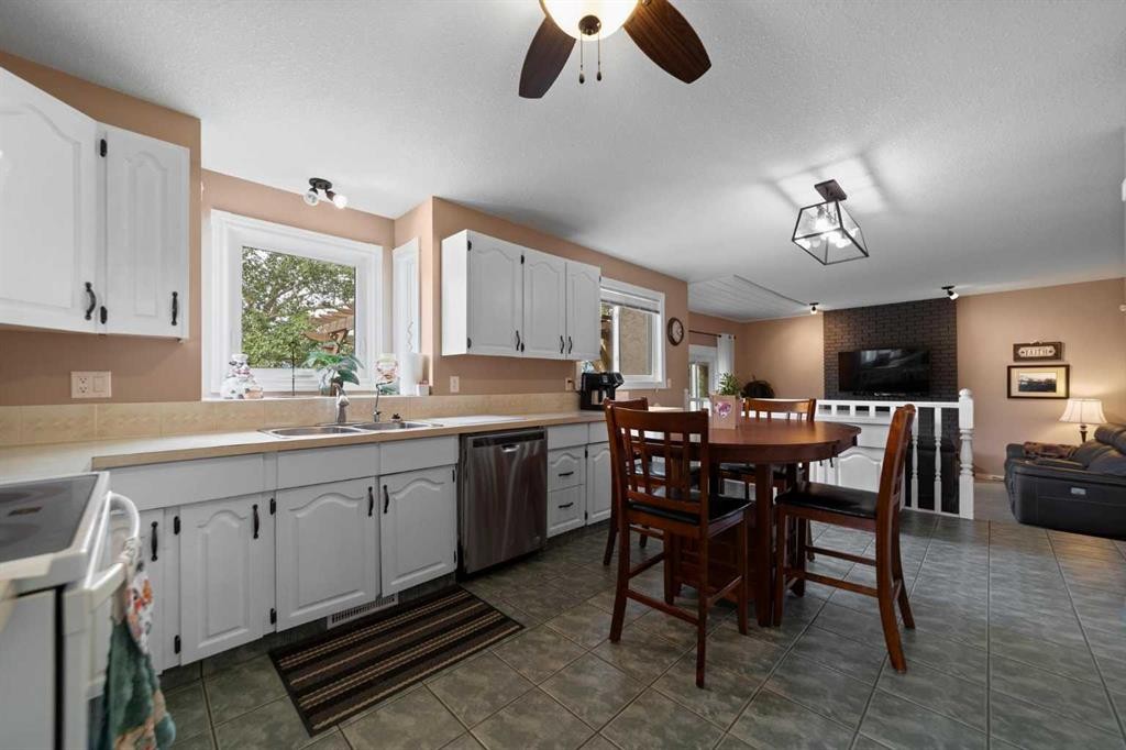 106 Martin Avenue, Bittern Lake, AB