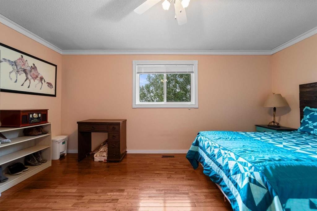 106 Martin Avenue, Bittern Lake, AB