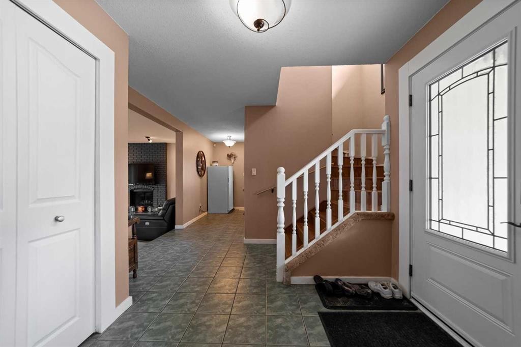 106 Martin Avenue, Bittern Lake, AB