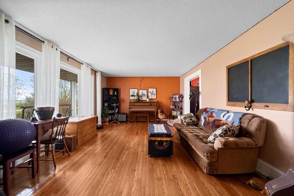 106 Martin Avenue, Bittern Lake, AB
