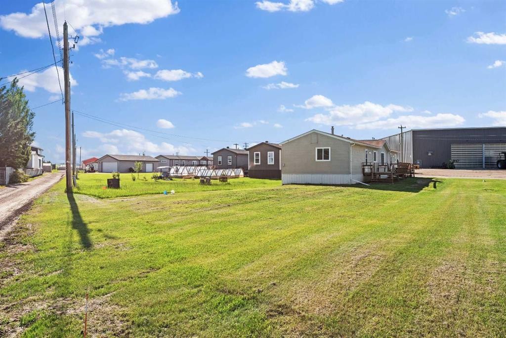 8 Trochu Avenue, Trochu, AB