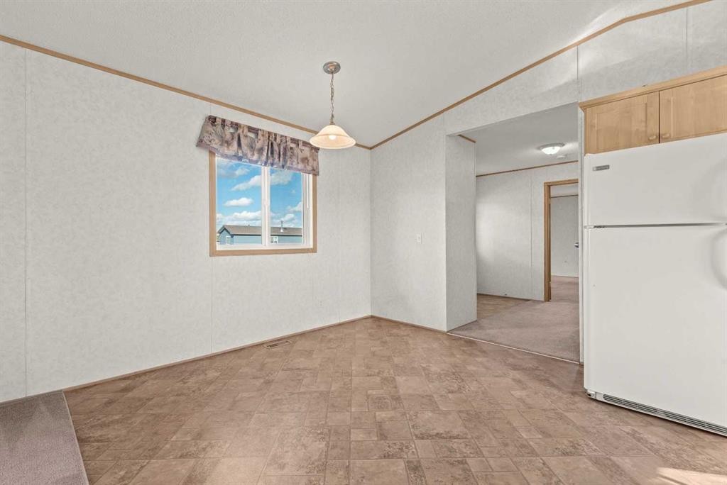 8 Trochu Avenue, Trochu, AB