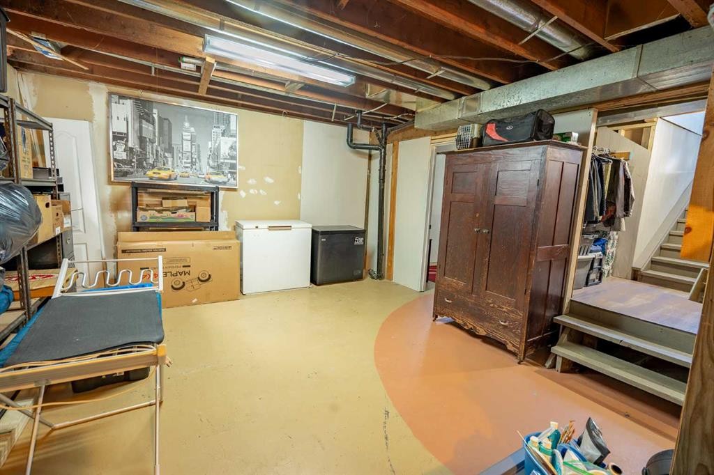 365021 Range Road 65, Caroline, AB