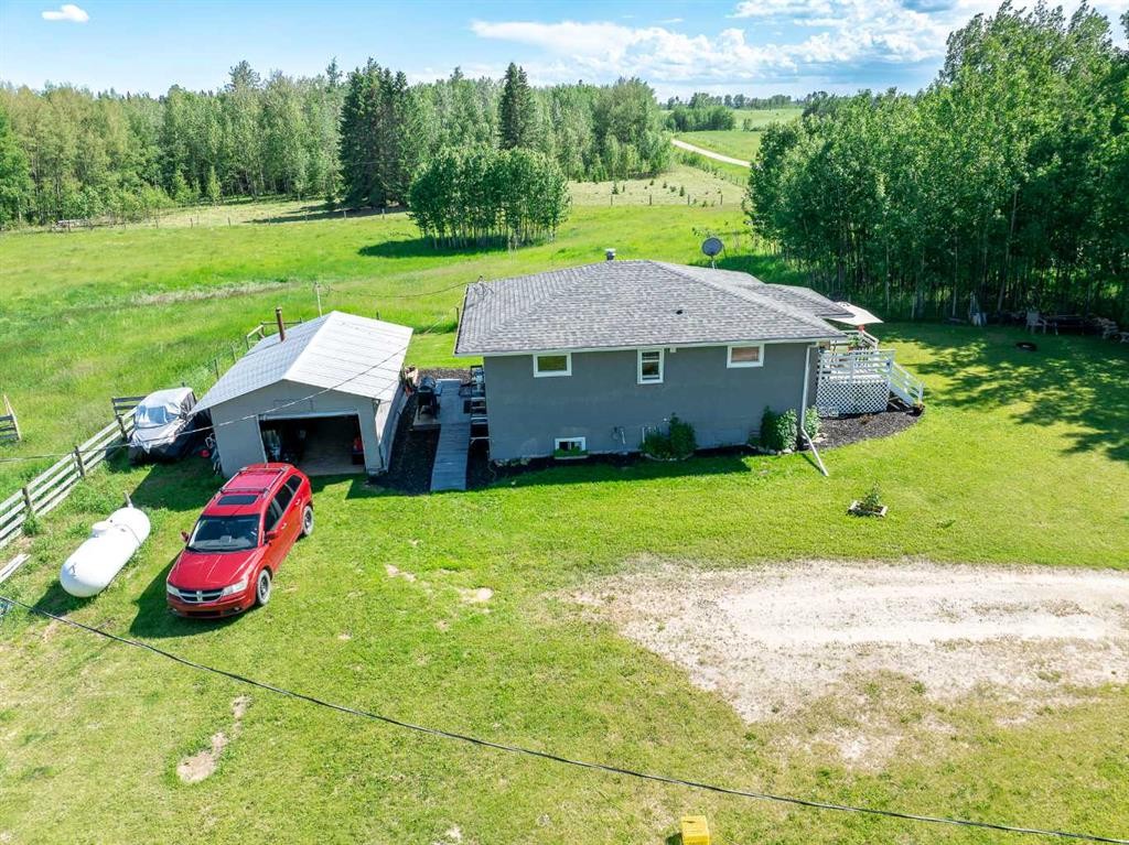 365021 Range Road 65, Caroline, AB
