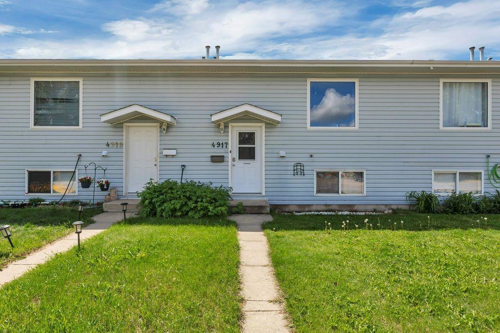 4917 Wocmacks Road, Blackfalds, AB