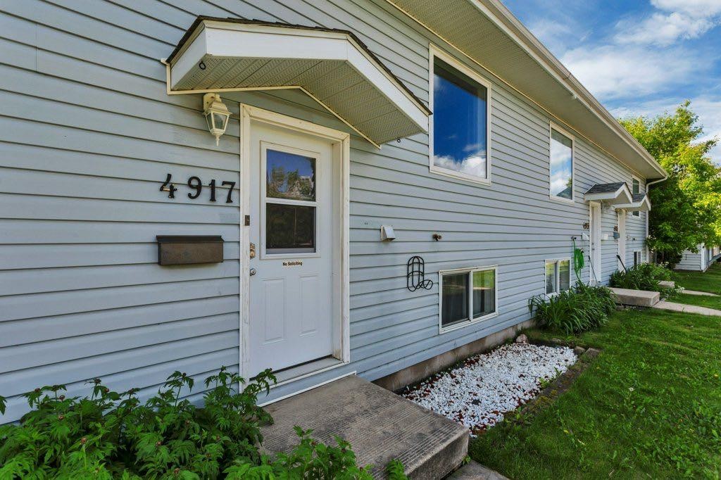4917 Wocmacks Road, Blackfalds, AB