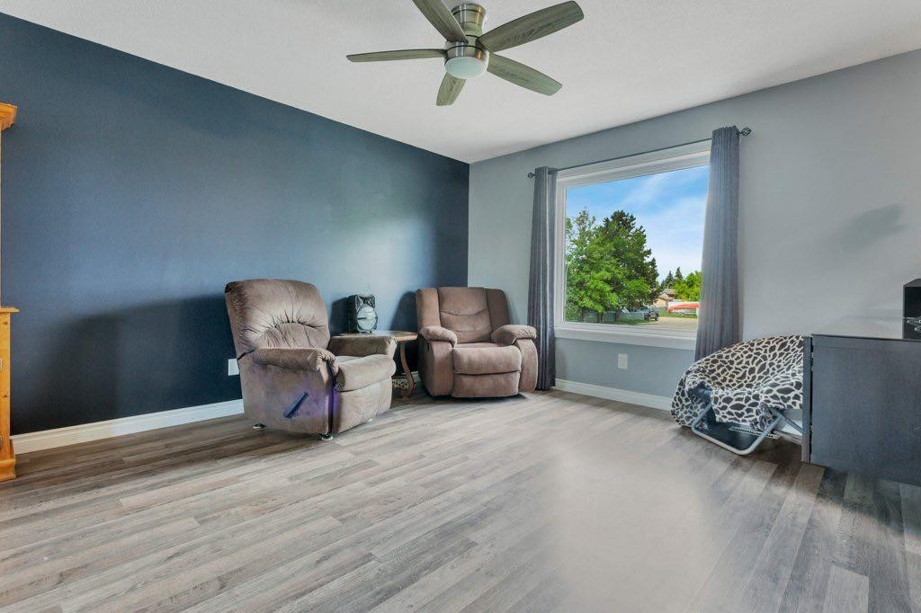 4917 Wocmacks Road, Blackfalds, AB