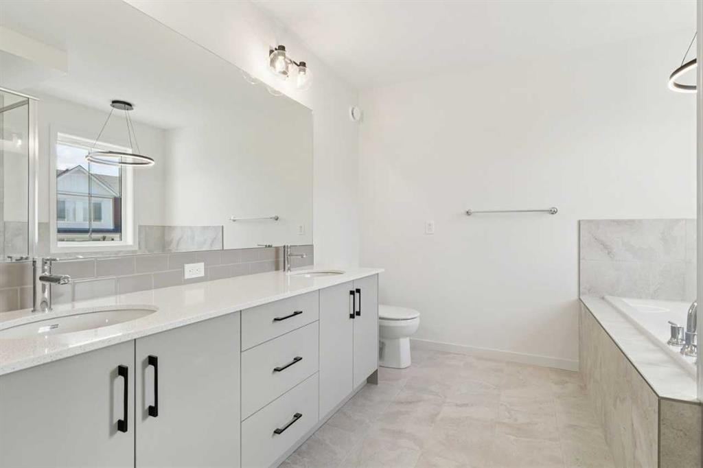 78 Alpine Common Sw, Calgary, AB - Indoor Photo Showing Bathroom