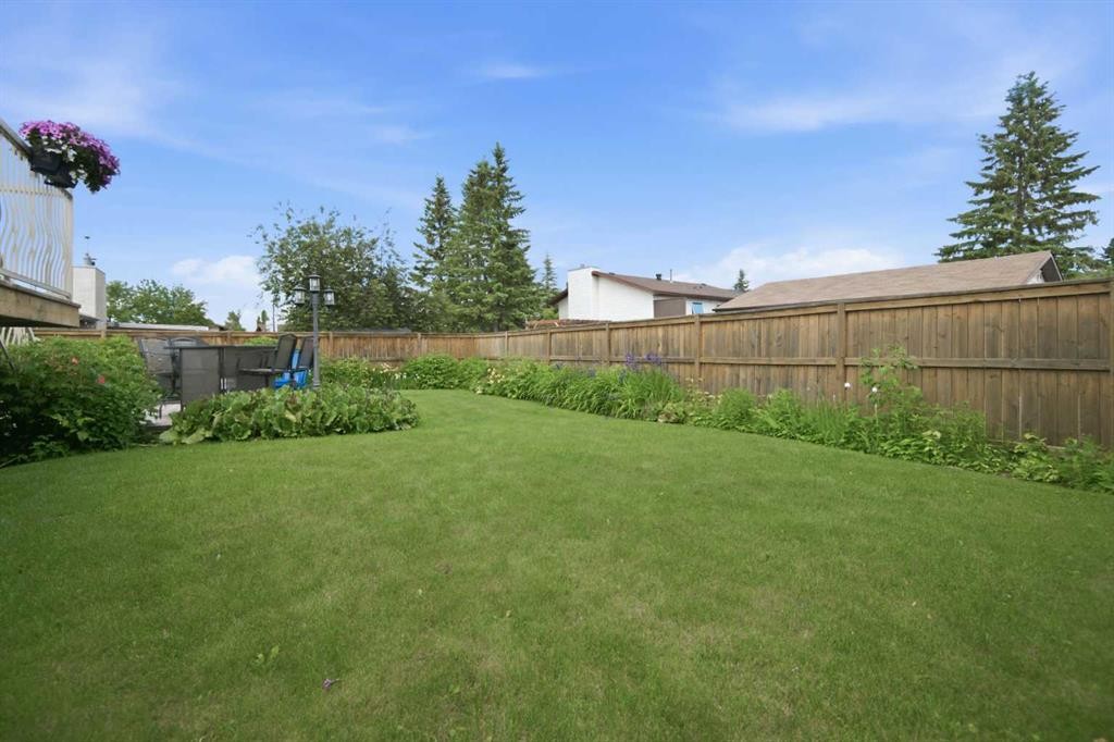 92 Mccullough Crescent, Red Deer, AB