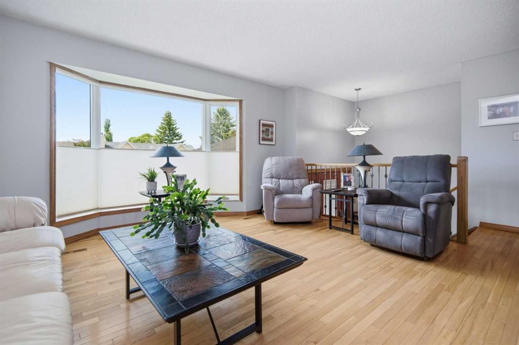 92 Mccullough Crescent, Red Deer, AB