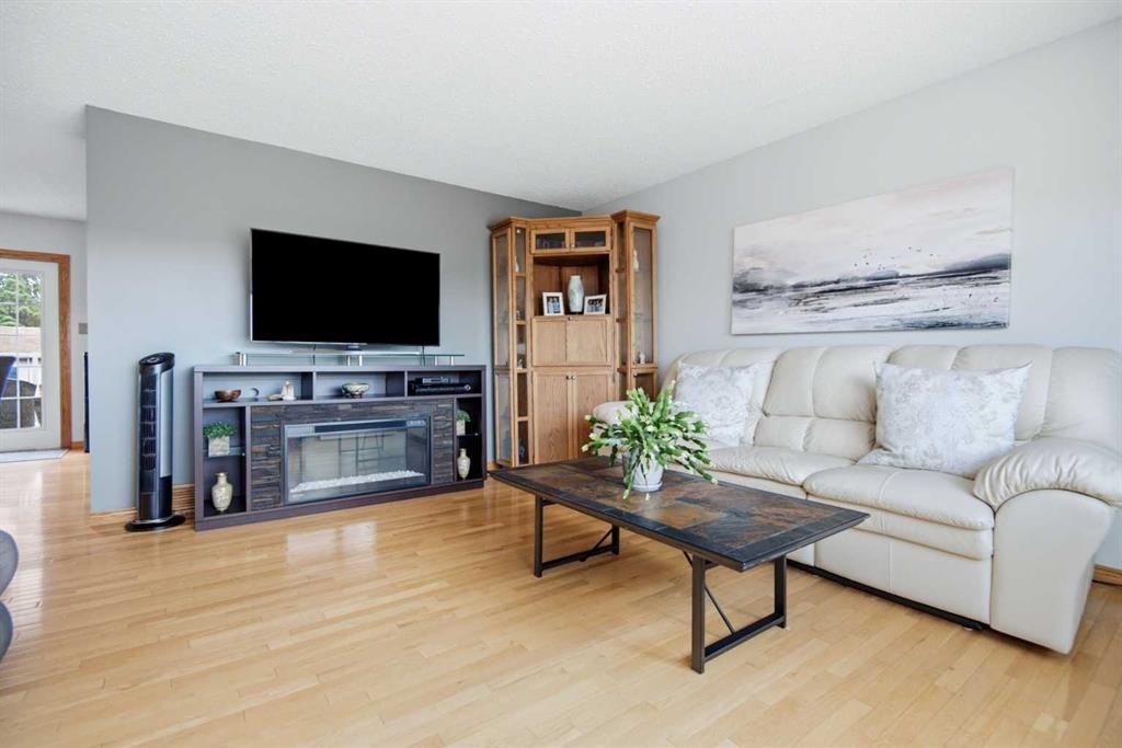 92 Mccullough Crescent, Red Deer, AB