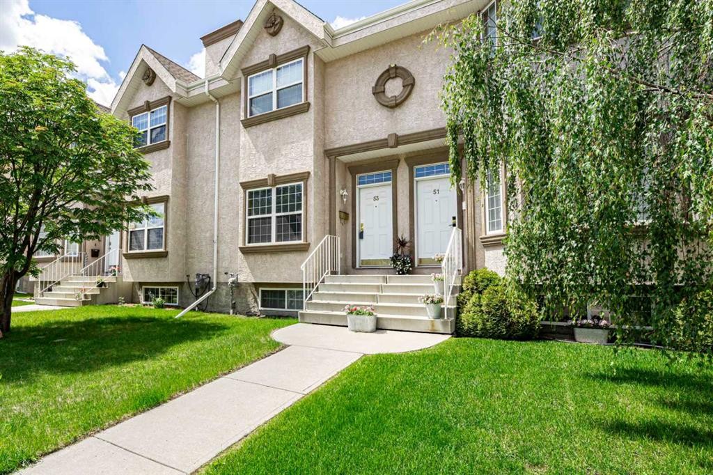 53 Adams Close, Red Deer, AB