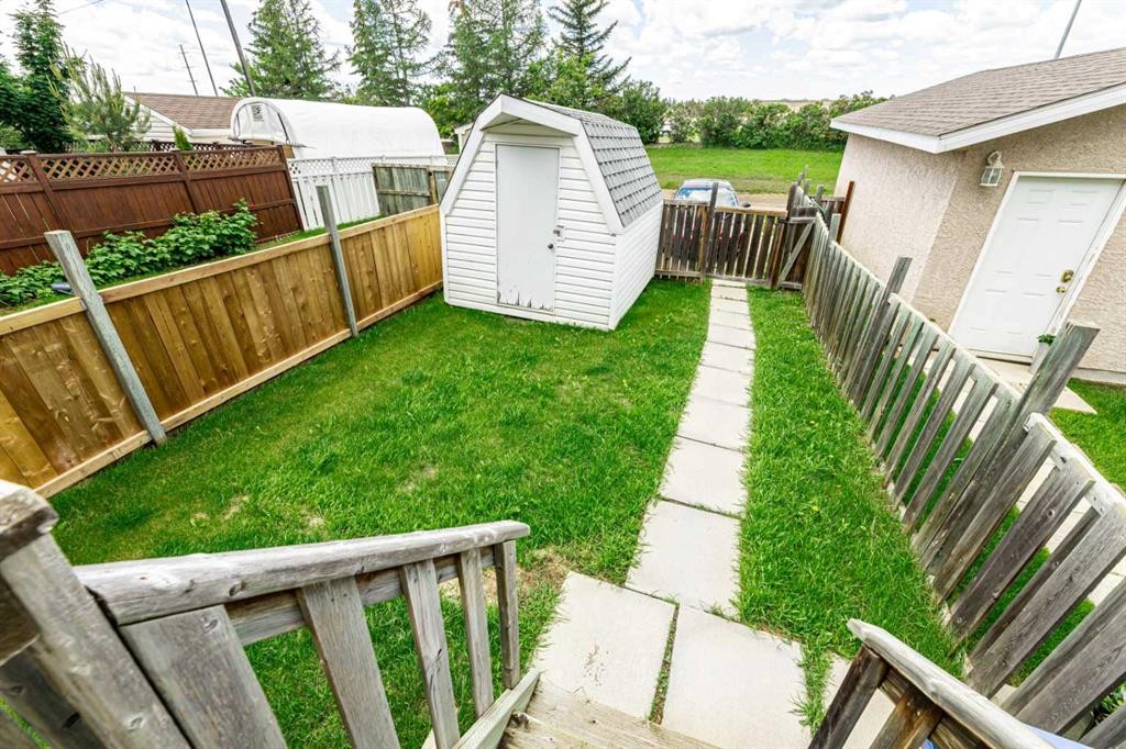 53 Adams Close, Red Deer, AB