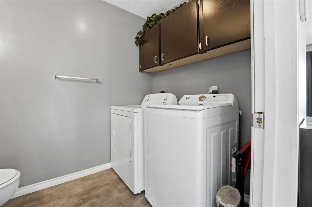 9 Griffiths Avenue, Red Deer, AB