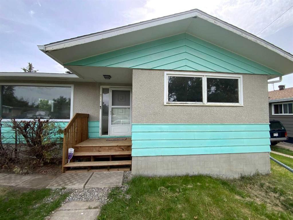 521 4 Street Se, Three Hills, AB