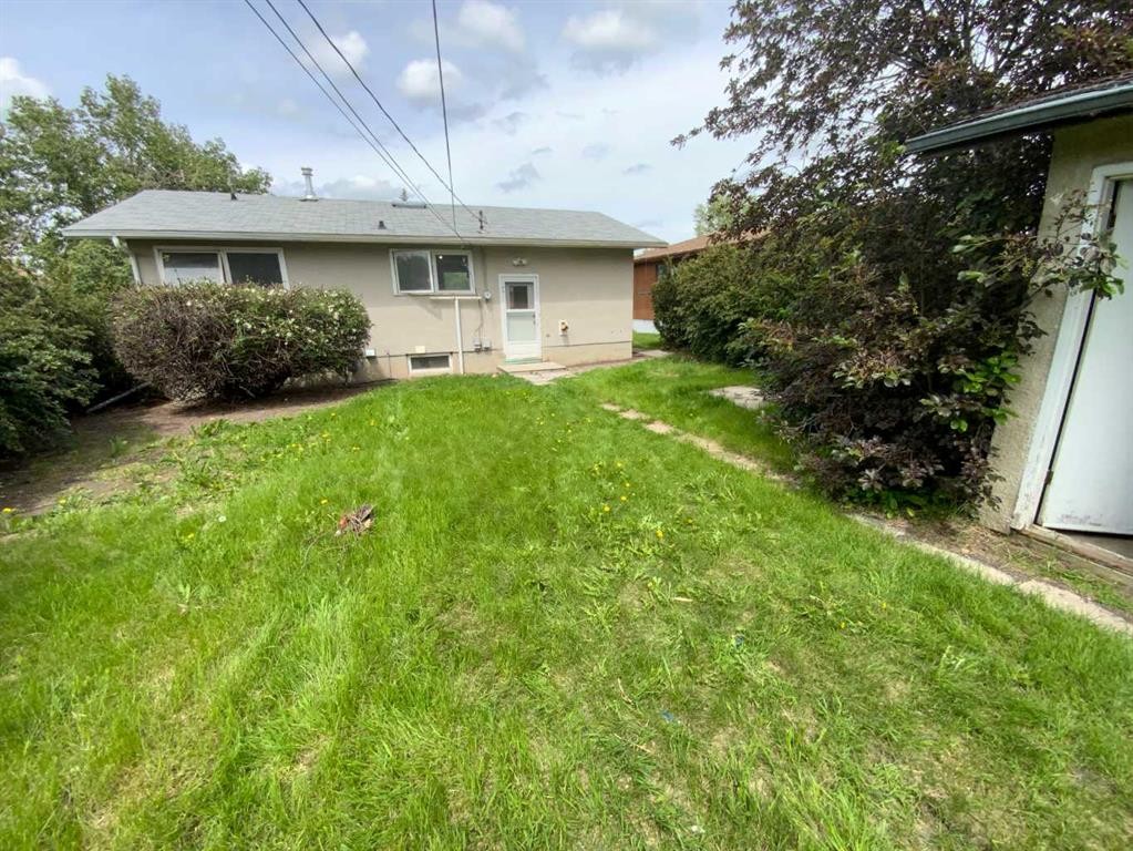521 4 Street Se, Three Hills, AB