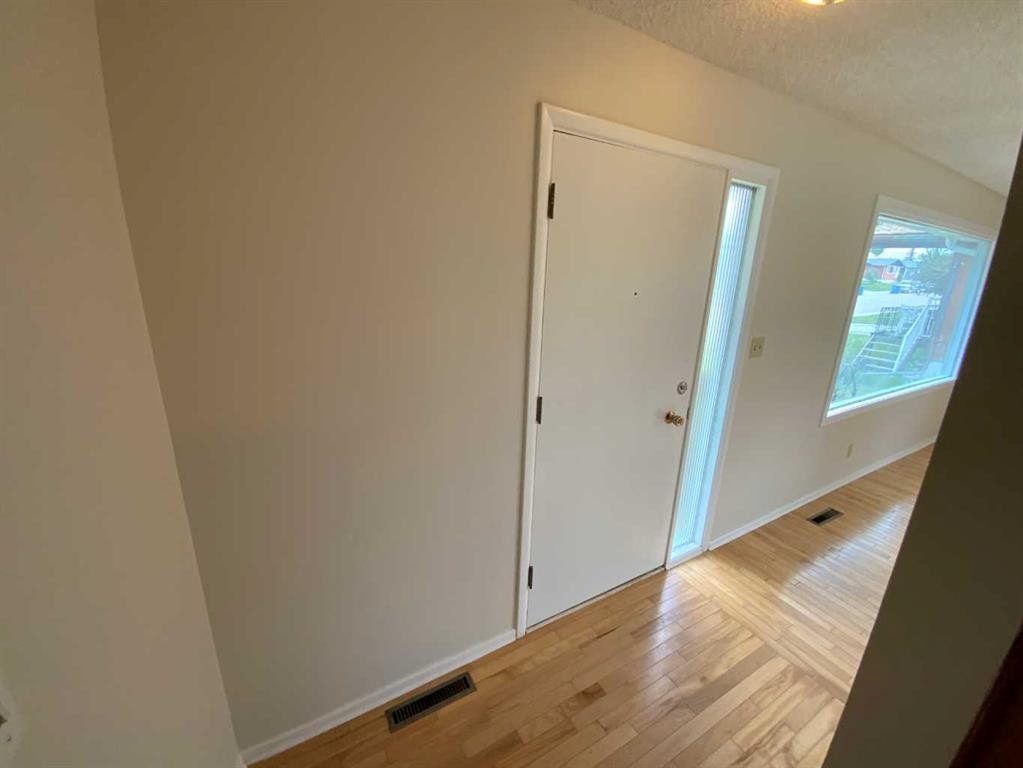 521 4 Street Se, Three Hills, AB