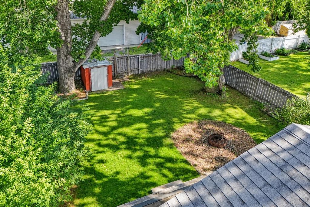 5259 51 Street, Lacombe, AB - Outdoor With Deck Patio Veranda With Backyard