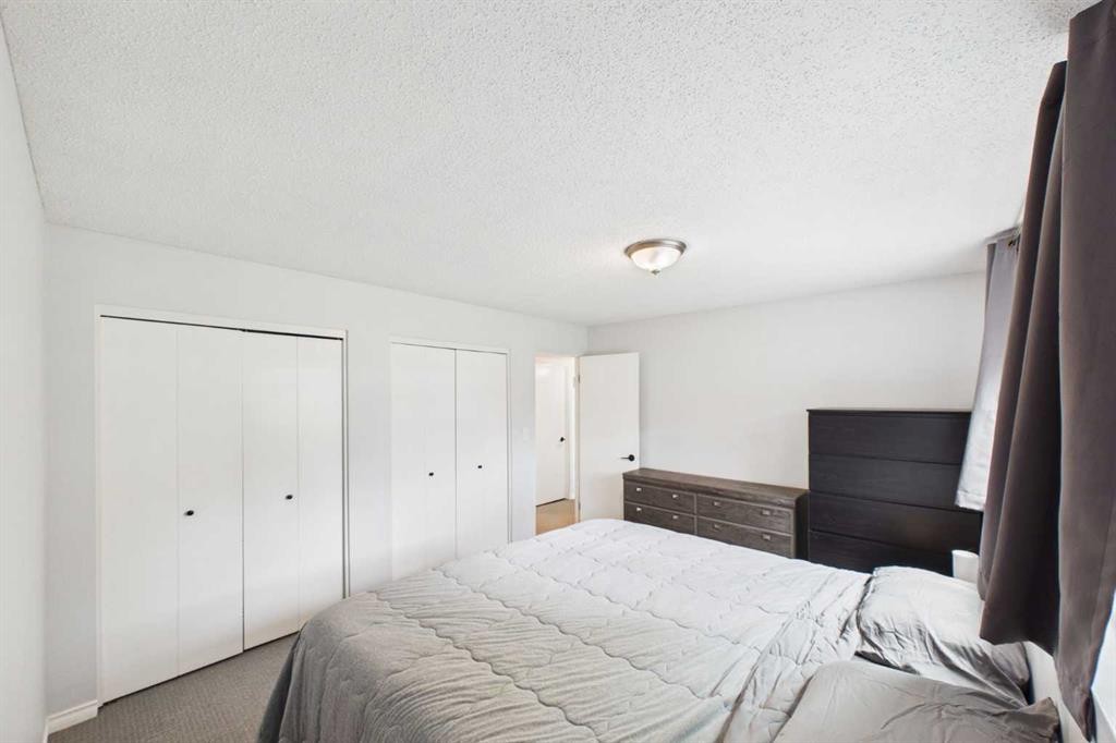 32 Whiteside Crescent, Red Deer, AB