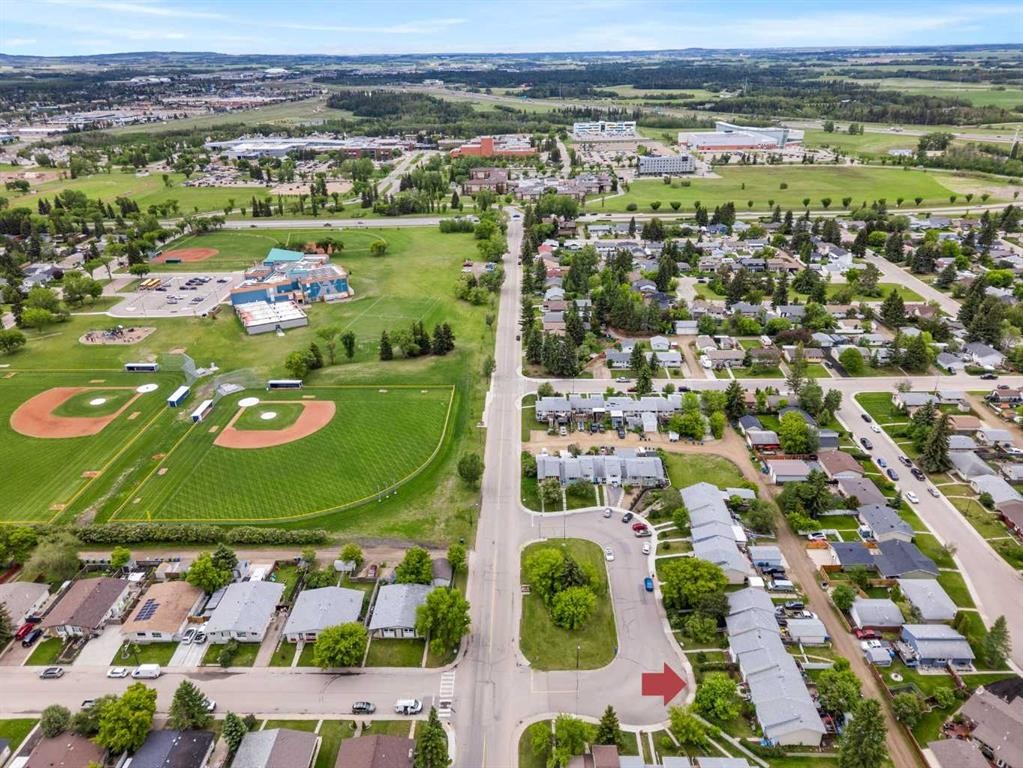 32 Whiteside Crescent, Red Deer, AB