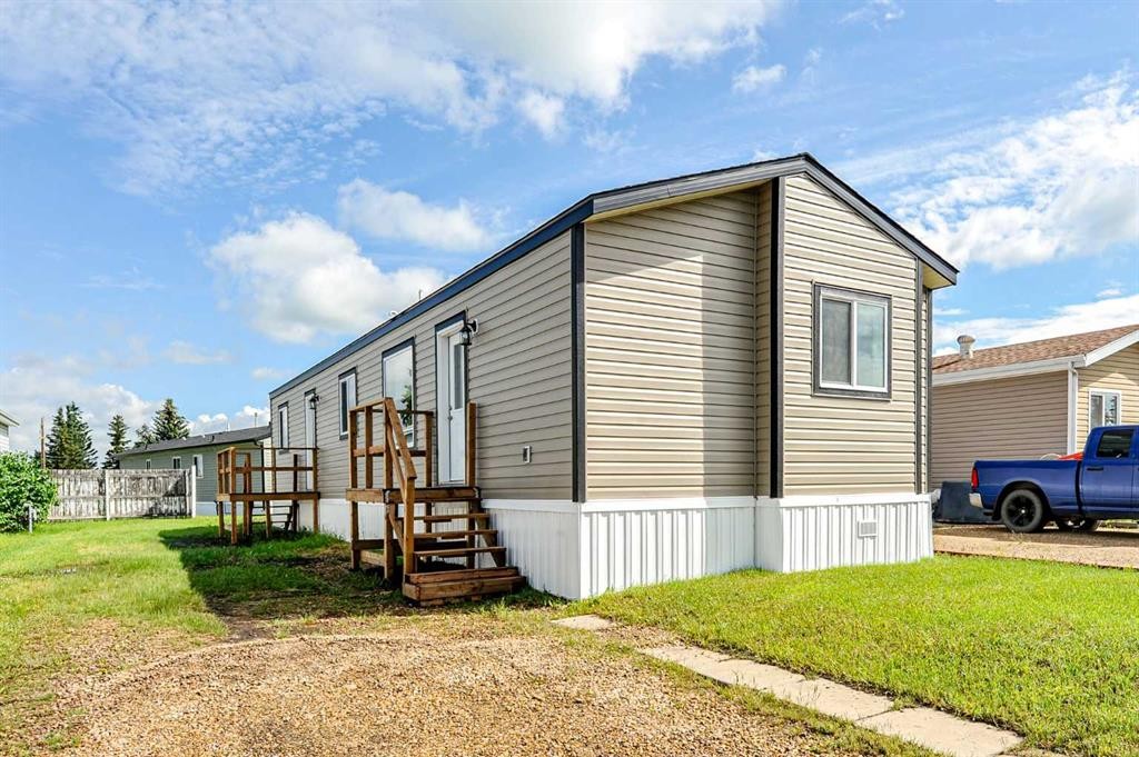 #77-4802 54 Avenue, Camrose, AB