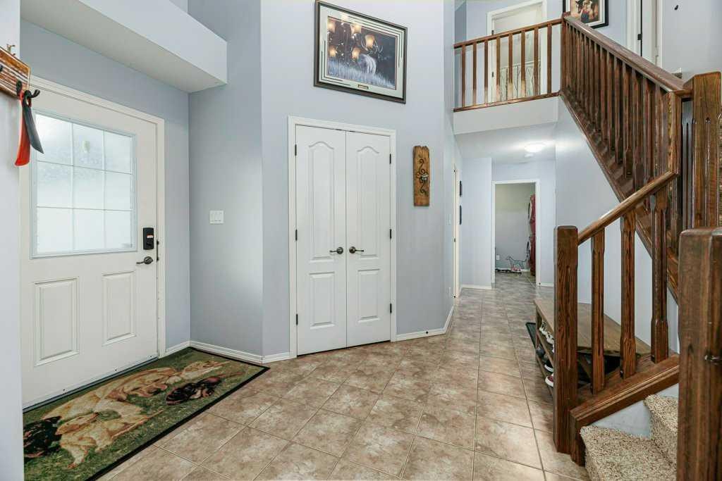 9 Henner'S Outlook, Lacombe, AB - Indoor Photo Showing Other Room