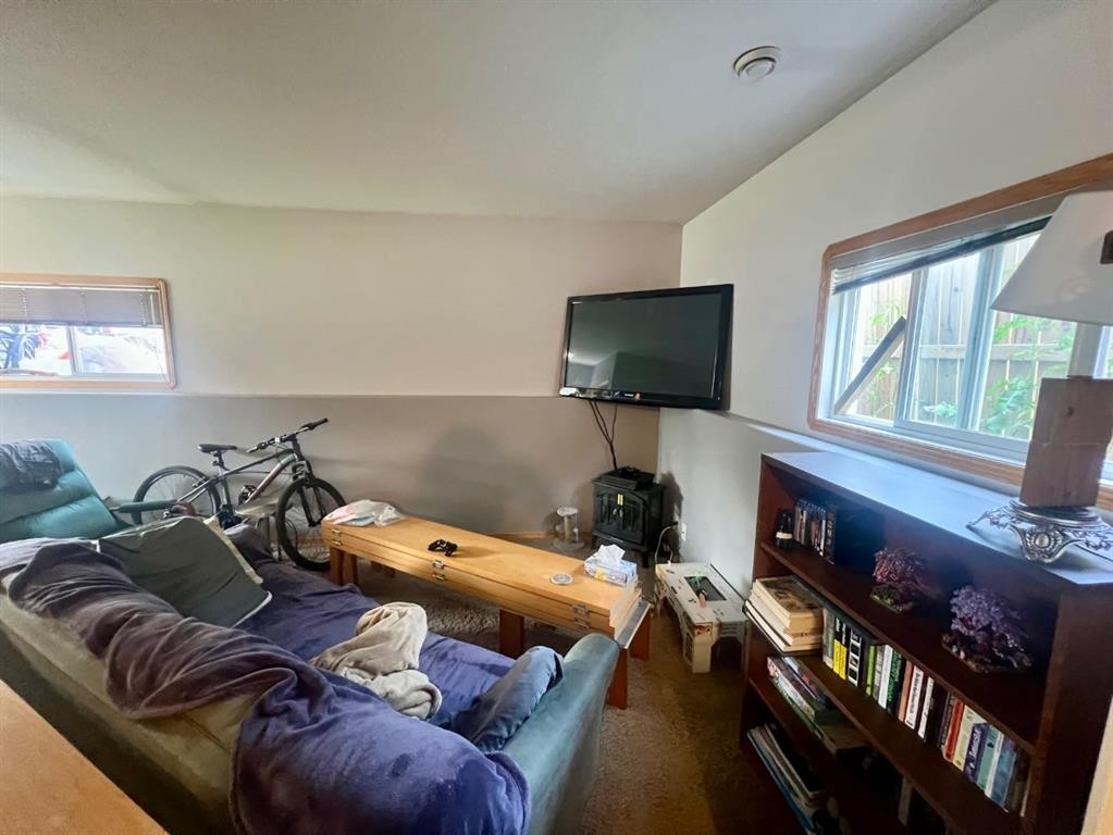 660 Red Oak Close, Rural Red Deer County, AB - Indoor