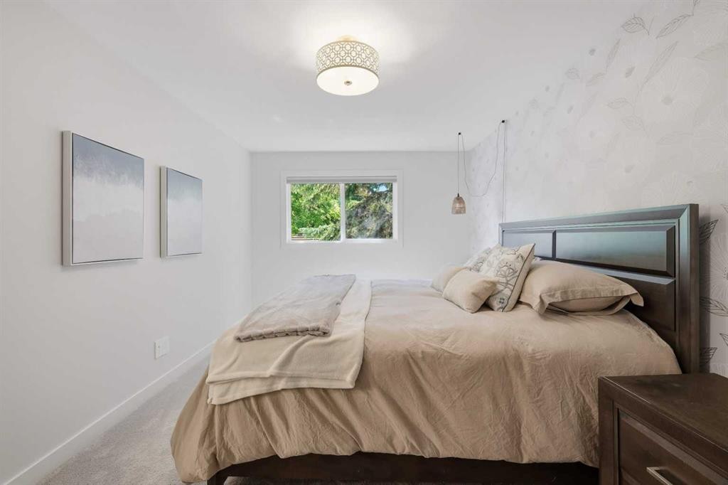 99 Piper Drive, Red Deer, AB - Indoor Photo Showing Bedroom