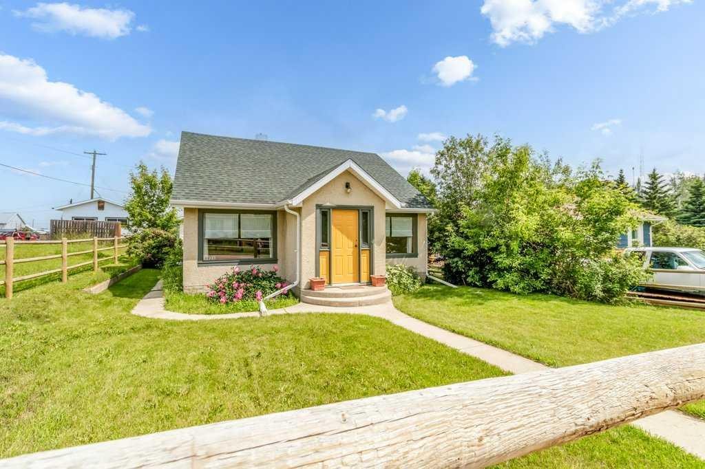 1925 23 Avenue, Delburne, AB
