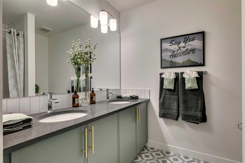 64 Creekstone Manor Sw, Calgary, AB
