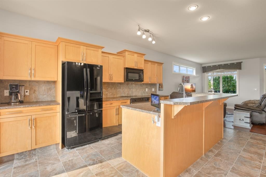44 Bowman Circle, Sylvan Lake, AB
