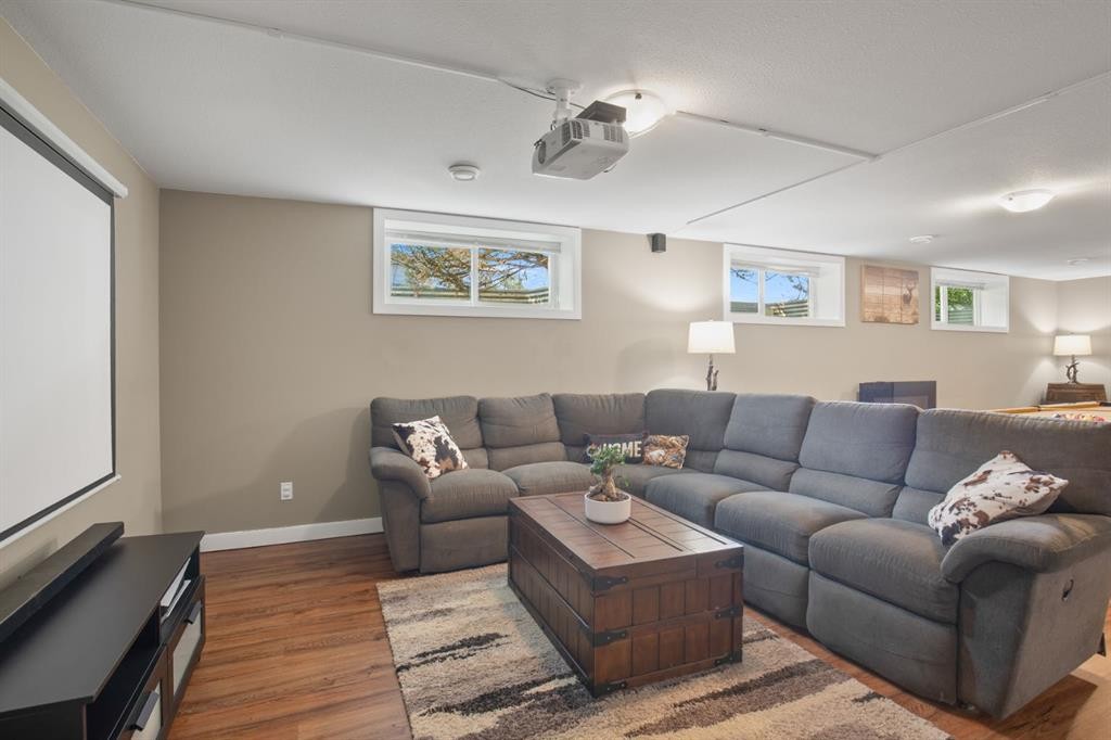 44 Bowman Circle, Sylvan Lake, AB
