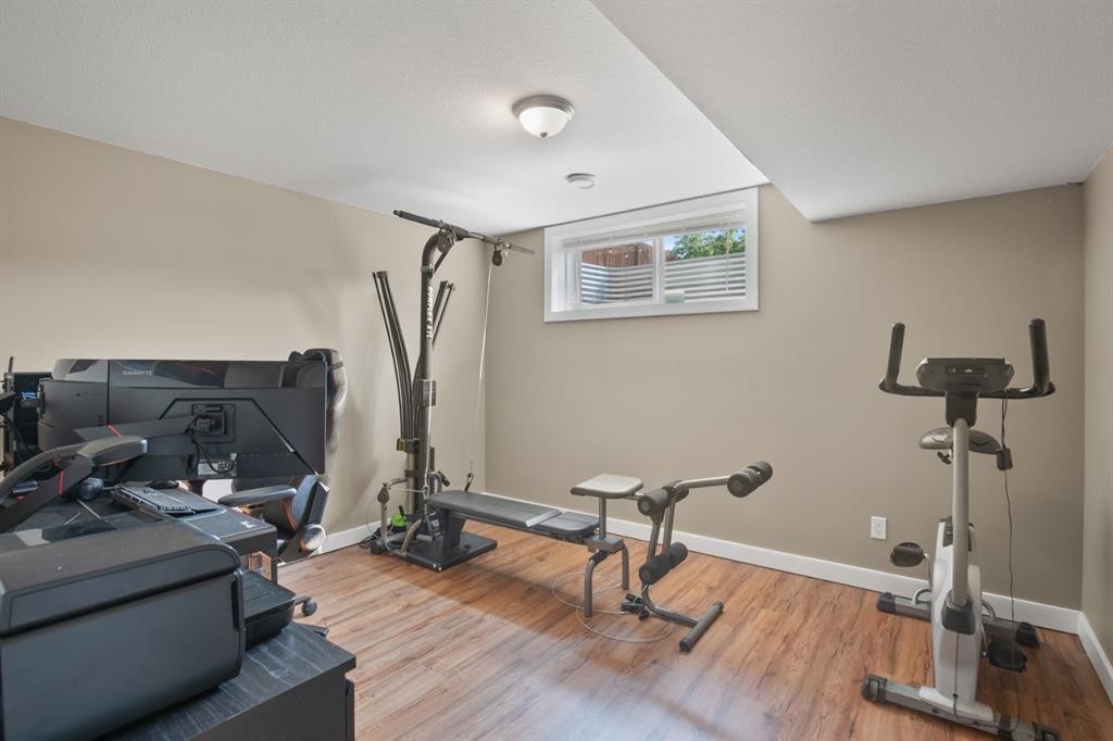 44 Bowman Circle, Sylvan Lake, AB