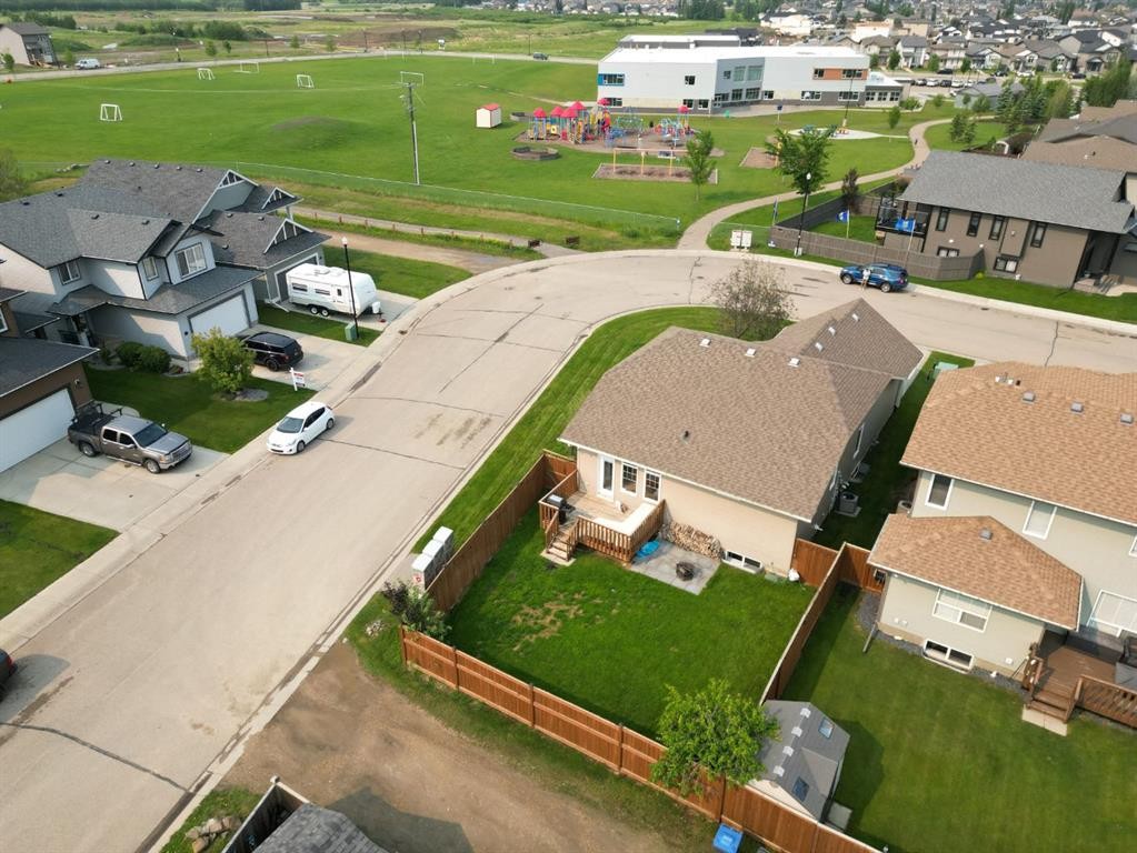 44 Bowman Circle, Sylvan Lake, AB
