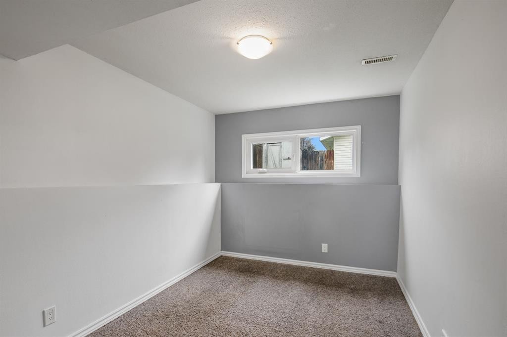 40 Olsen Street, Red Deer, AB