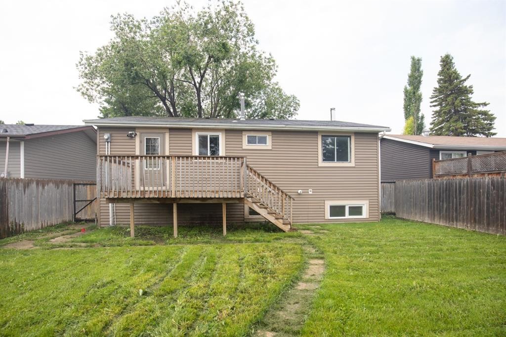 40 Olsen Street, Red Deer, AB